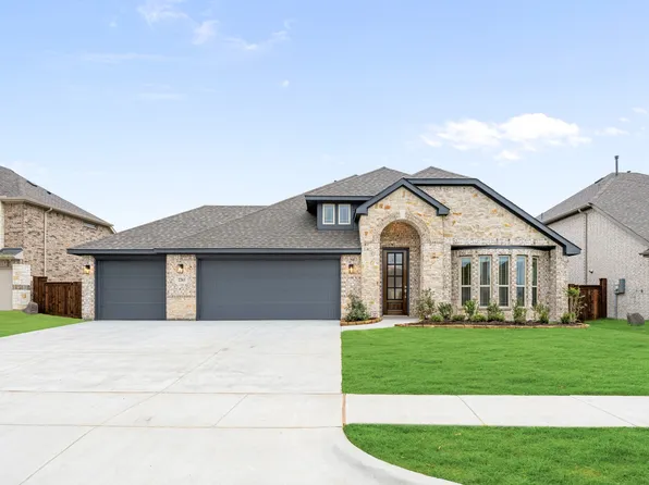 2203 Redding Dr, Mansfield, TX 76084