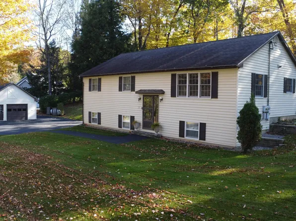 31 Mayland Street, Oakland, ME 04963