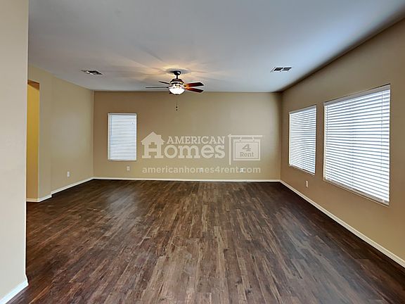 4th image of 2680 E Waterview Ct
