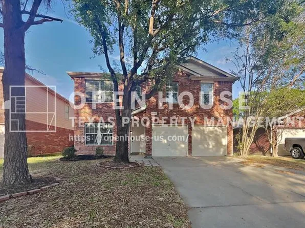 10210 E Summit Canyon Dr, Houston, TX 77095