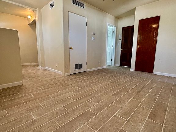 3rd image of 340 N Wayside Dr APT C