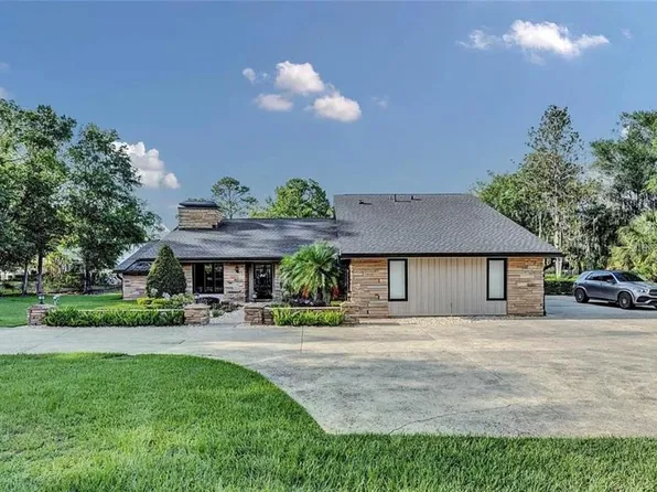 6115 Linneal Beach Dr, Forest City, FL 32703