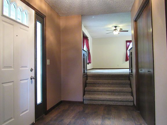 Entry way