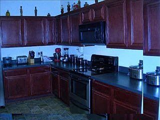 4th image of 601 Fireberry Dr