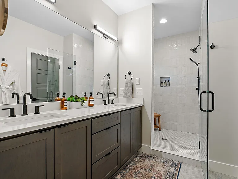 6462 Thunderbird Dr — Photo 21