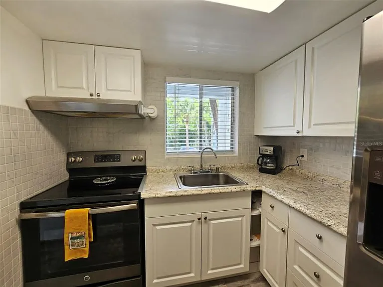 2028 Canal Dr #M26 — Photo 9