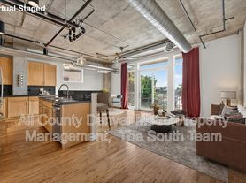 3201 Shoshone St, Denver, CO