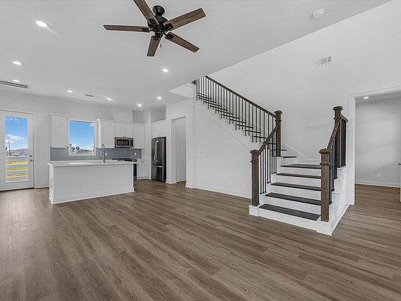 5th image of 3903 Pirates Beach Cir