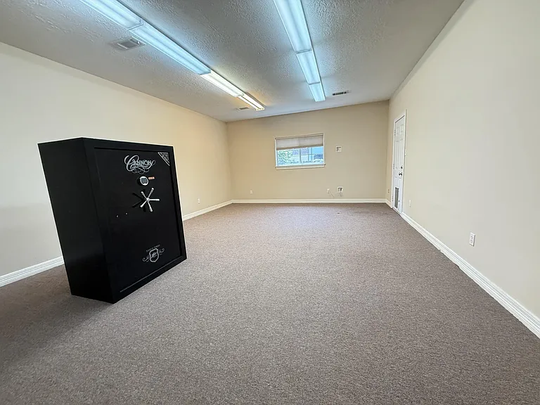 12780 Capricornus Dr — Photo 26