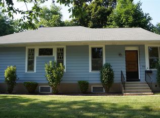 1150 Cedar Ave, Elgin, IL 60120