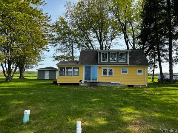 9145 Somerset Dr, Barker, NY 14012