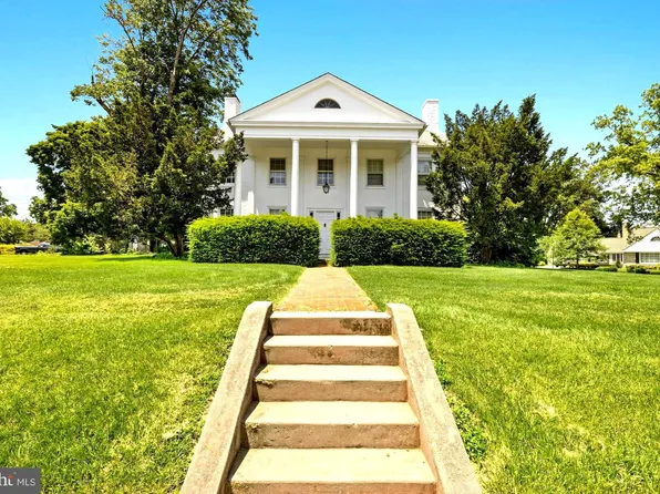 444 Harrisburg St, Gettysburg, PA 17325