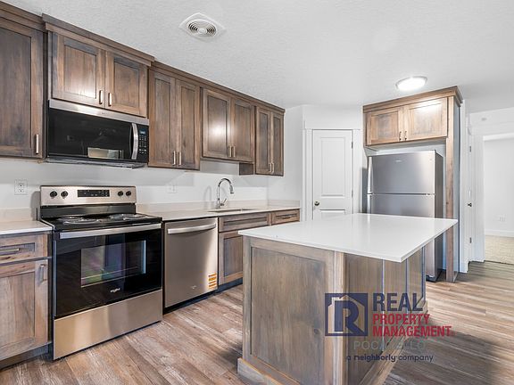 3rd image of 110 W Siphon Rd #6
