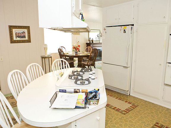 bluecarpet_mg_2896_1