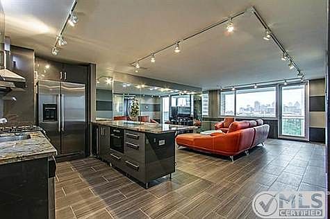 5th image of 3883 Turtle Creek Blvd APT 1407