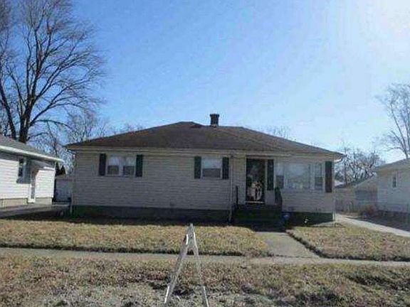 3rd image of 18441 Glen Oak Ave