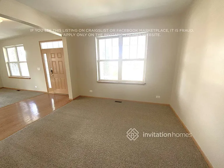 305 Kensington Dr — Photo 3