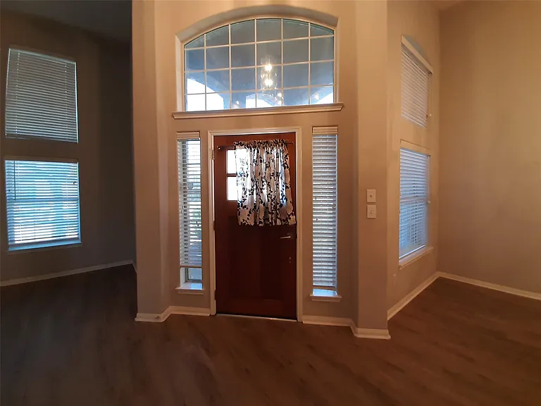 19410 Rosebud Ridge Way — Photo 5