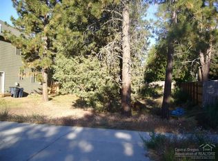 19812 Powers Rd, Bend, OR 97702