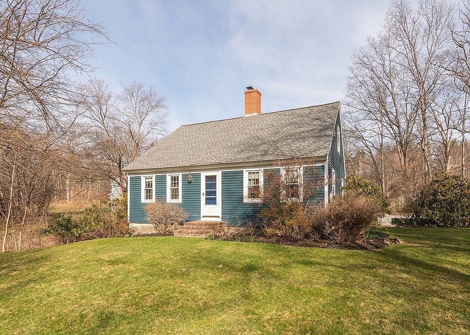 79 Mount Lebanon St, Pepperell, MA 01463 Zillow