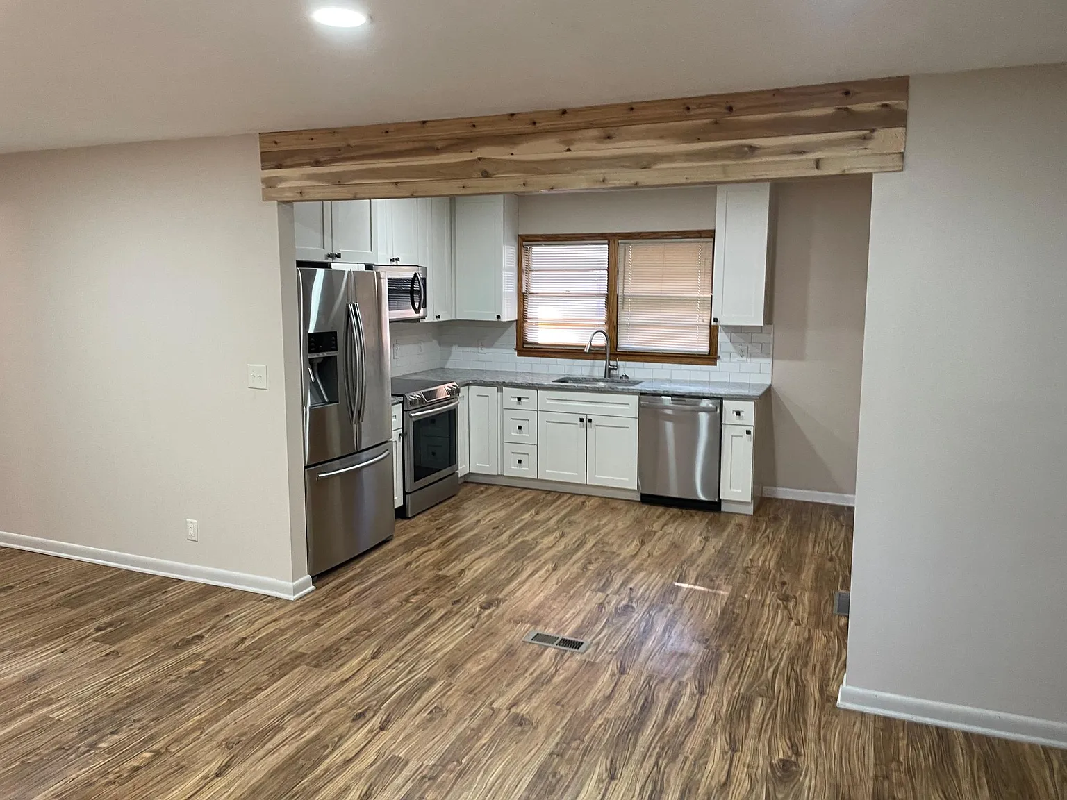 6745 Vine St — Photo 3