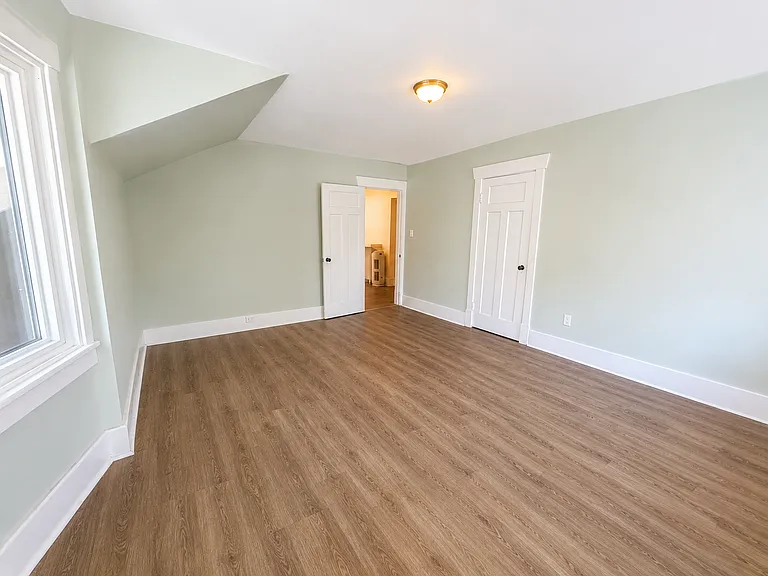 45 Fairleigh Cres — Photo 9