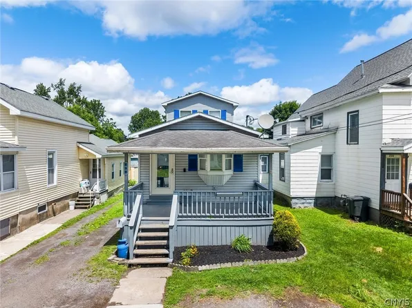 232 N Main St, Oneida, NY 13421