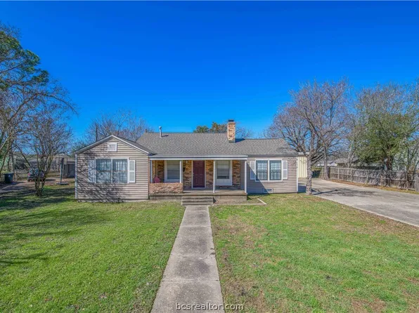706 Edgemore Dr, Bryan, TX 77802