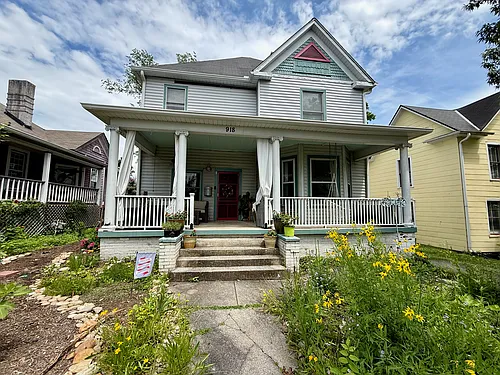 918 Gratz St #1 Photo 1