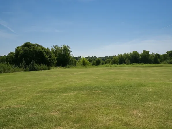 392 Clubhouse Dr, Joshua, TX 76058