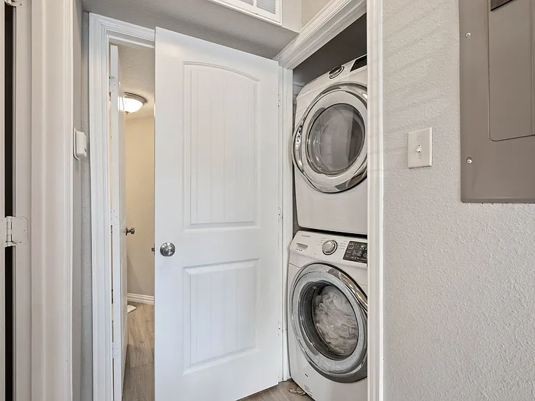 1608 Pecan Chase Cir #19 — Photo 11