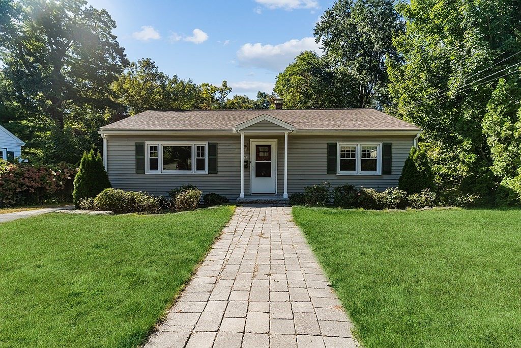 271 Wentworth Ave, Lowell, MA 01852 Zillow