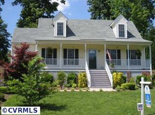 2718 Knobbly Ct, Chester, VA 23831