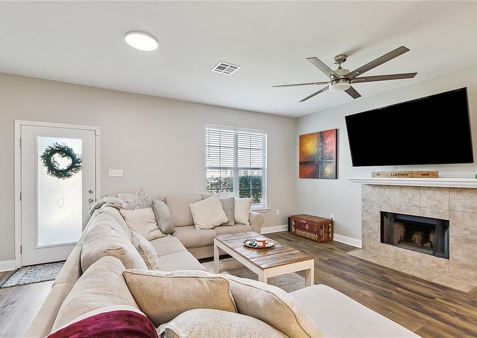 309 Allie Ln, Luling, LA 70070 | Zillow