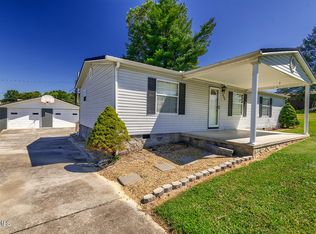 638 N Cecil St, Newport, TN 37821