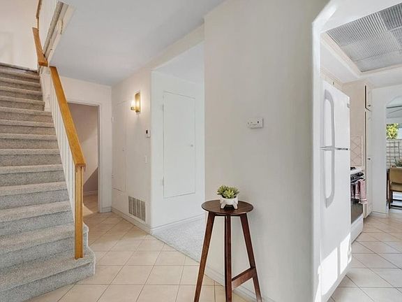 3rd image of 18816 Thornwood Cir #23