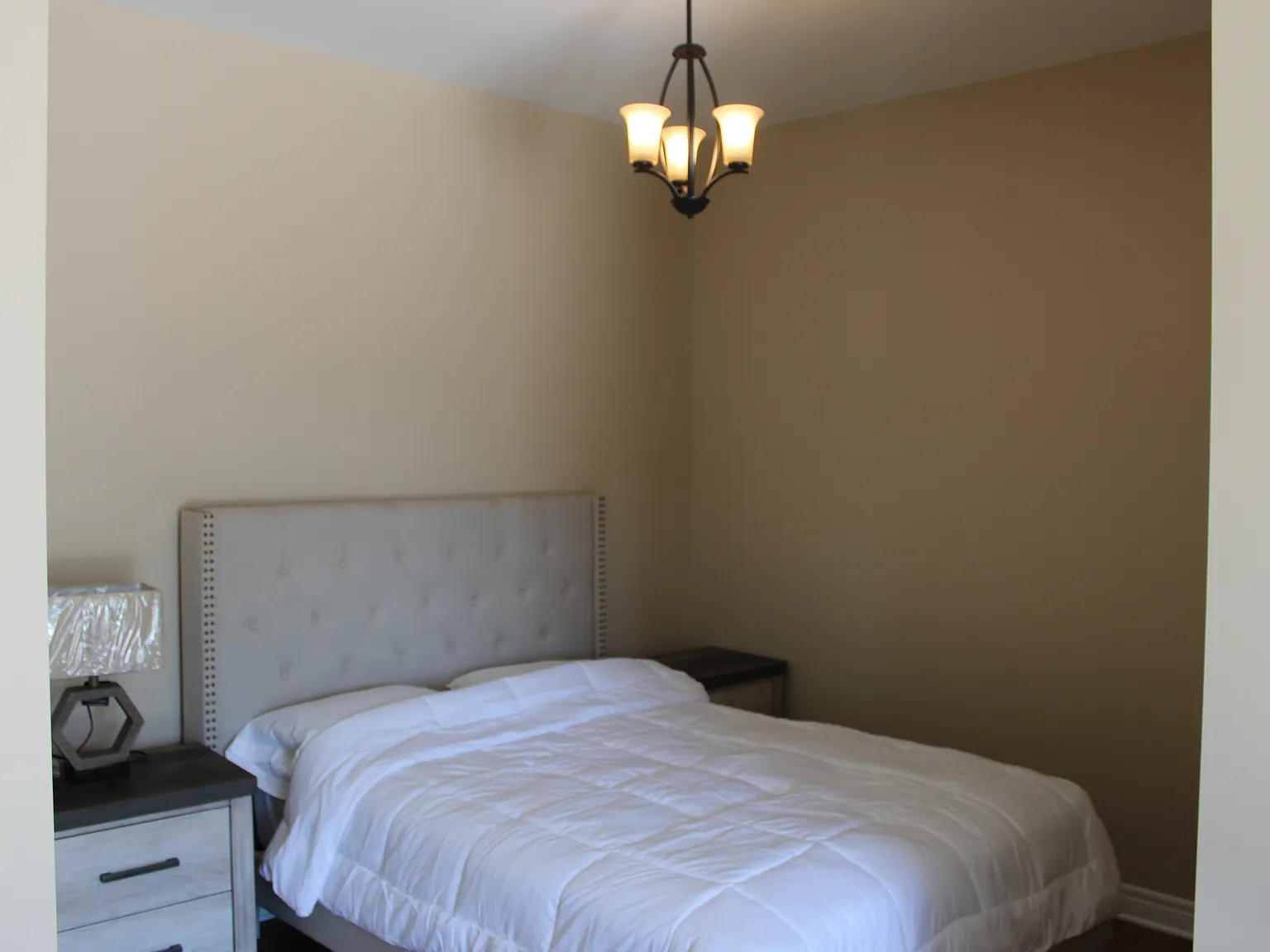 1 bed, 1400 sqft, $1,650 — Photo 4