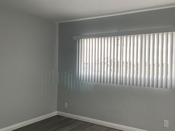 3rd image of 5021 Lemon Grove Ave