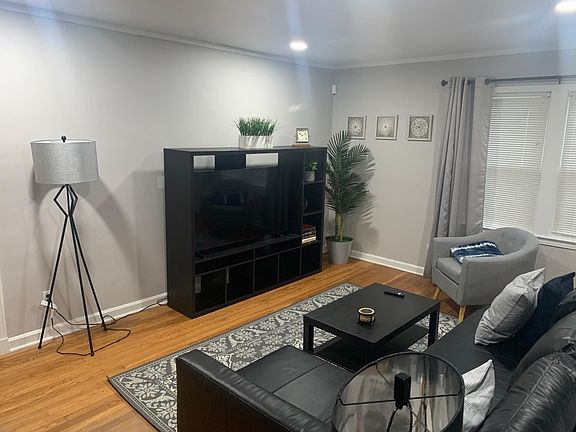 5th image of 1540 Tutwiler Ave