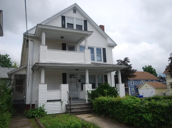 35-37 Woodlawn St, Springfield, MA 01108