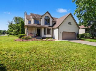 1864 Erin Isle Dr, Holland, MI 49424