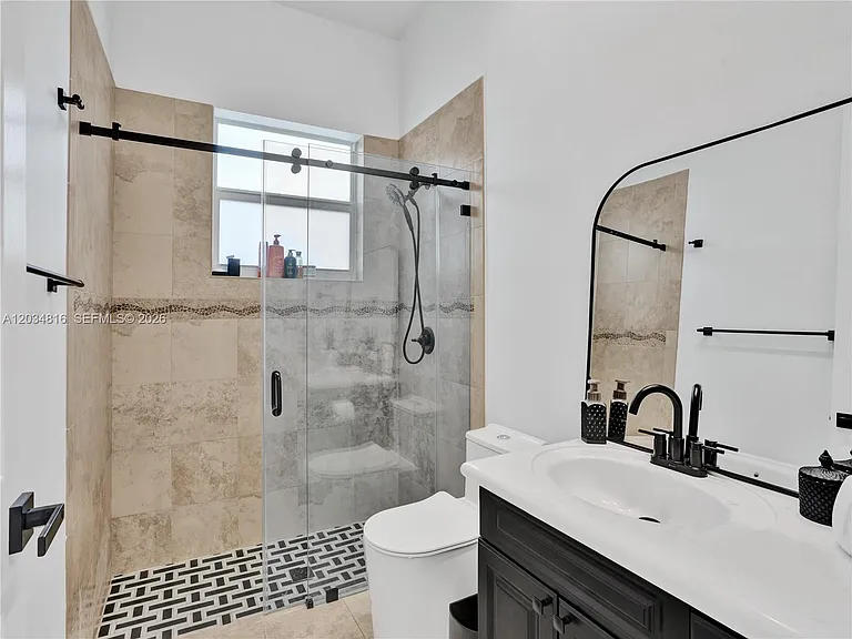 14321 Jockey Cir N — Photo 44