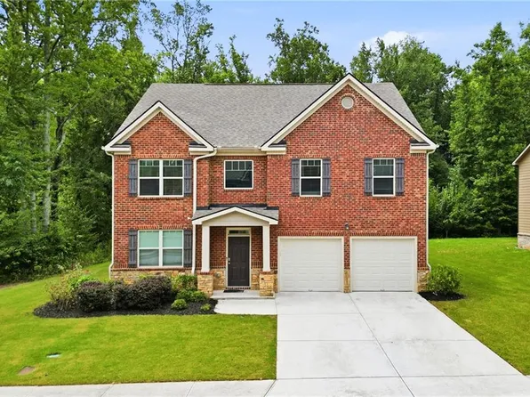 3132 Hawthorn Farm Blvd, Loganville, GA 30052