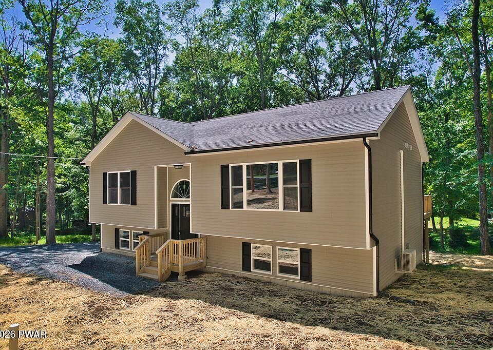 1st image of 119 Almond Ct