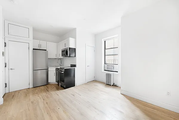 Rented by BH Brokerage Group | media 14