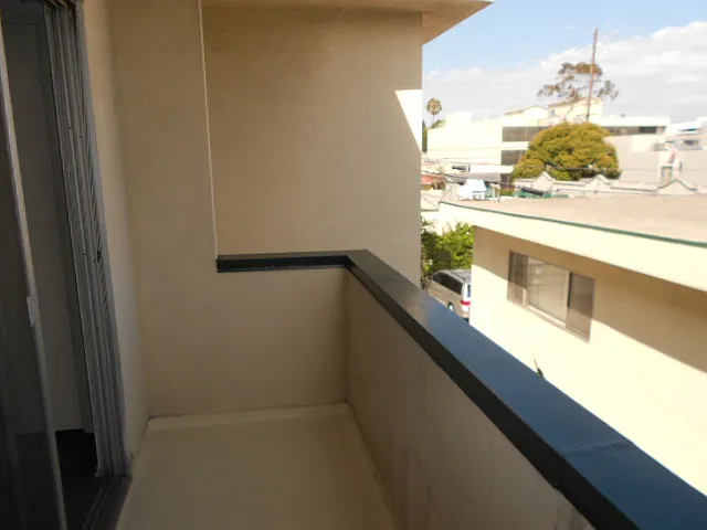 1806 Corinth Ave #8 — Photo 32