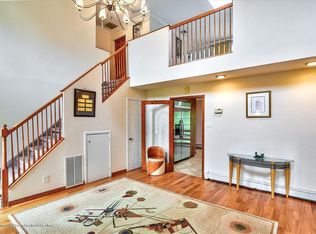 28 Wooleytown Rd, Morganville, NJ 07751