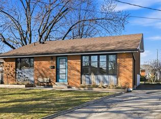 11 Sandlyn Ct, Hamilton, ON L8H 2R4