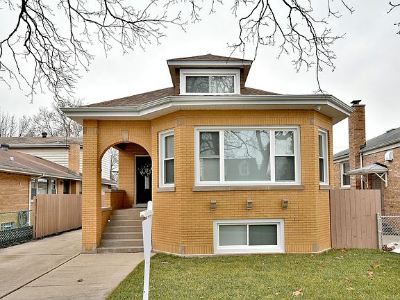 2nd image of 3806 N Nottingham Ave