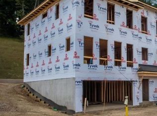 408 Walnut Ct #E, Pittsburgh, PA 15237